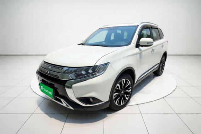 Used Mitsubishi Outlander 2020 2.4L 4x4 Zhi Xiang Edition 5 Seats