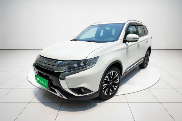 Used Mitsubishi Outlander 2020 2.4L 4x4 Zhi Xiang Edition 5 Seats Guazi used car, China used car export, Used car for sale, Used cars, Cheapest cars for sale