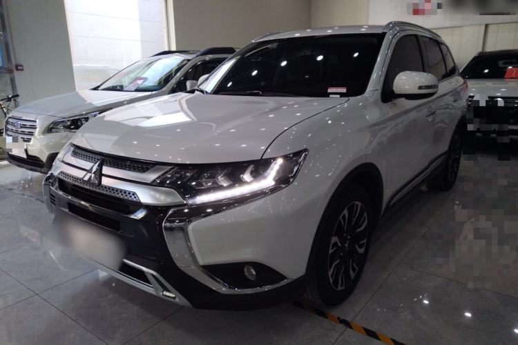 Used Mitsubishi Outlander 2020 2.4L 4x4 Zhi Xiang Edition 5 Seats Guazi used car, China used car export, Used car for sale, Used  cars, Cheapest cars for sale