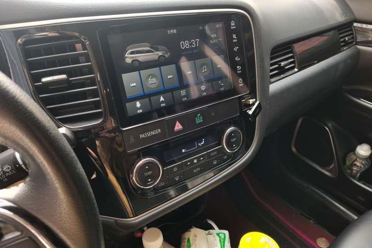 Used Mitsubishi Outlander 2020 2.0L Two-Wheel Drive Enjoyment Version 5 Seats Audio And AC Panel