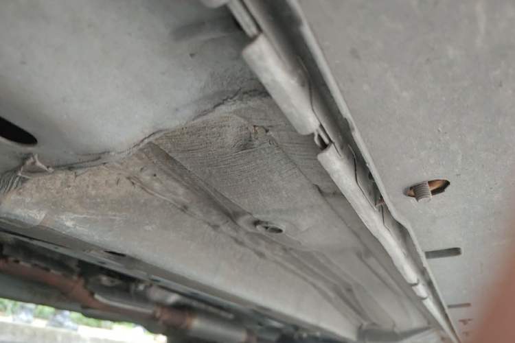 Used Mitsubishi Outlander 2020 2.4L 4x4 Zhi Xiang Edition 7-Seater Chassis Front Left