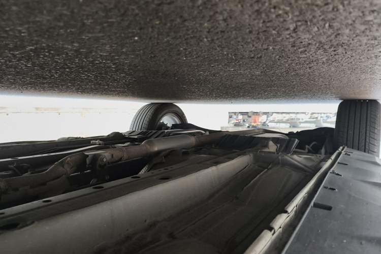 Used Mitsubishi Outlander 2020 2.4L 4x4 Zhi Xiang Edition 5 Seats Chassis Front Right
