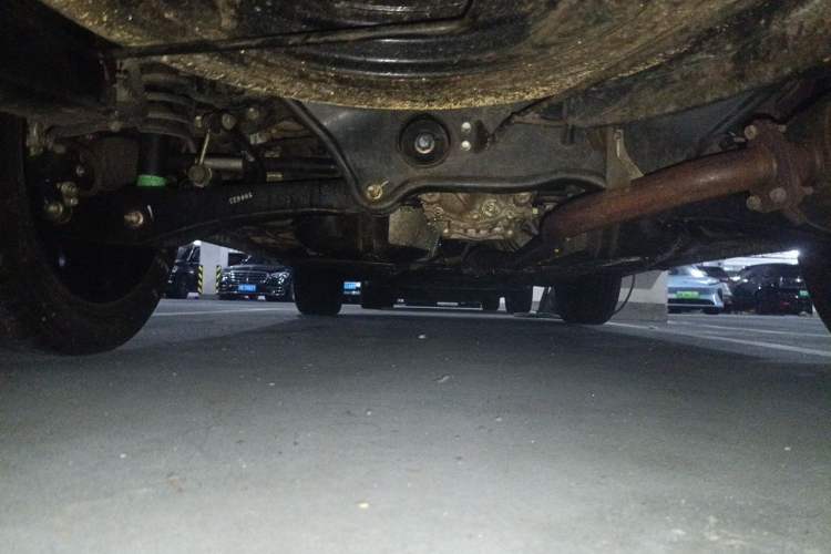 Used Mitsubishi Outlander 2020 2.4L 4x4 Zhi Xiang Edition 7-Seater Chassis Rear