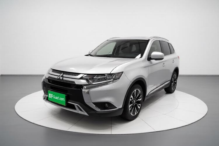 Ojetý Mitsubishi Outlander 2020 2.0L Two-Wheel Drive Comfort Edition 5 Seats Guazi used car, China used car export, Used car for sale, Used  cars, Cheapest cars for sale