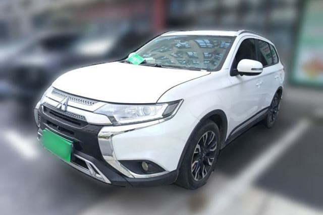 Used Mitsubishi Outlander 2020 2.0L Two-Wheel Drive Comfort Edition 7-Seater