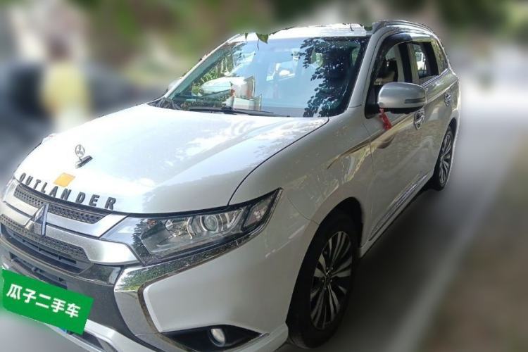 Used Mitsubishi Outlander 2020 2.0L Two-Wheel Drive Comfort Edition 7-Seater Guazi used car, China used car export, Used car for sale, Used cars, Cheapest cars for sale