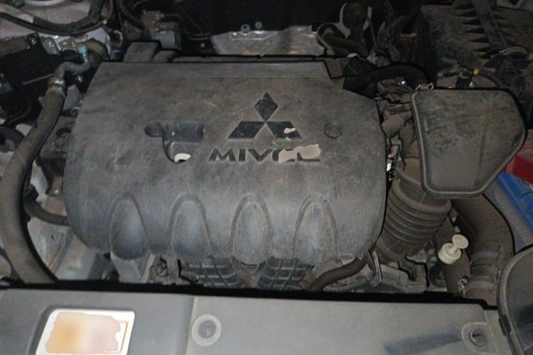 Used Mitsubishi Outlander 2020 2.0L Two-Wheel Drive Enjoyment Version 5 Seats Engine Bay