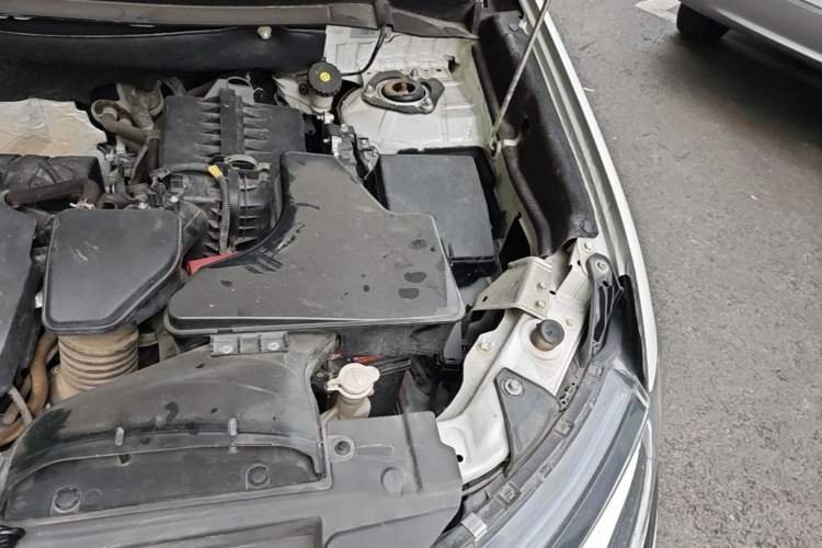 Used Mitsubishi Outlander 2020 2.0L Two-Wheel Drive Comfort Edition 7-Seater Engine Bay Left
