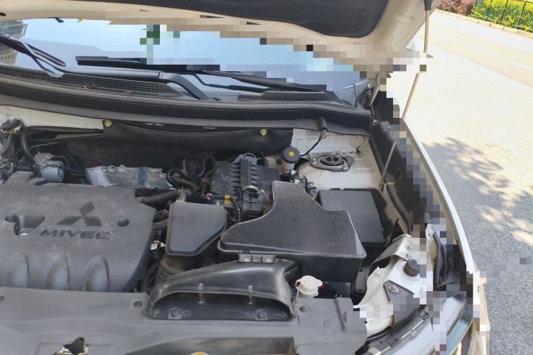 Used Mitsubishi Outlander 2020 2.4L 4x4 Zhi Xiang Edition 7-Seater Engine Bay Left