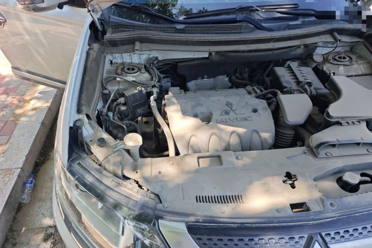Used Mitsubishi Outlander 2020 2.0L Two-Wheel Drive Comfort Edition 7-Seater Engine Bay Right