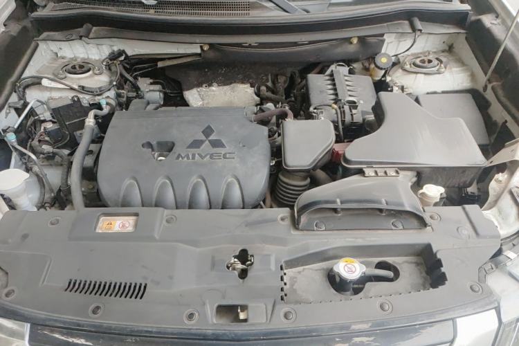Used Mitsubishi Outlander 2020 2.4L 4x4 Zhi Xiang Edition 7-Seater Engine Bay