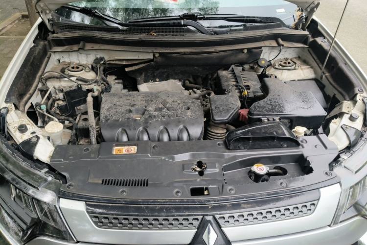 Used Mitsubishi Outlander 2020 2.4L 4x4 Zhi Xiang Edition 5 Seats Engine Bay