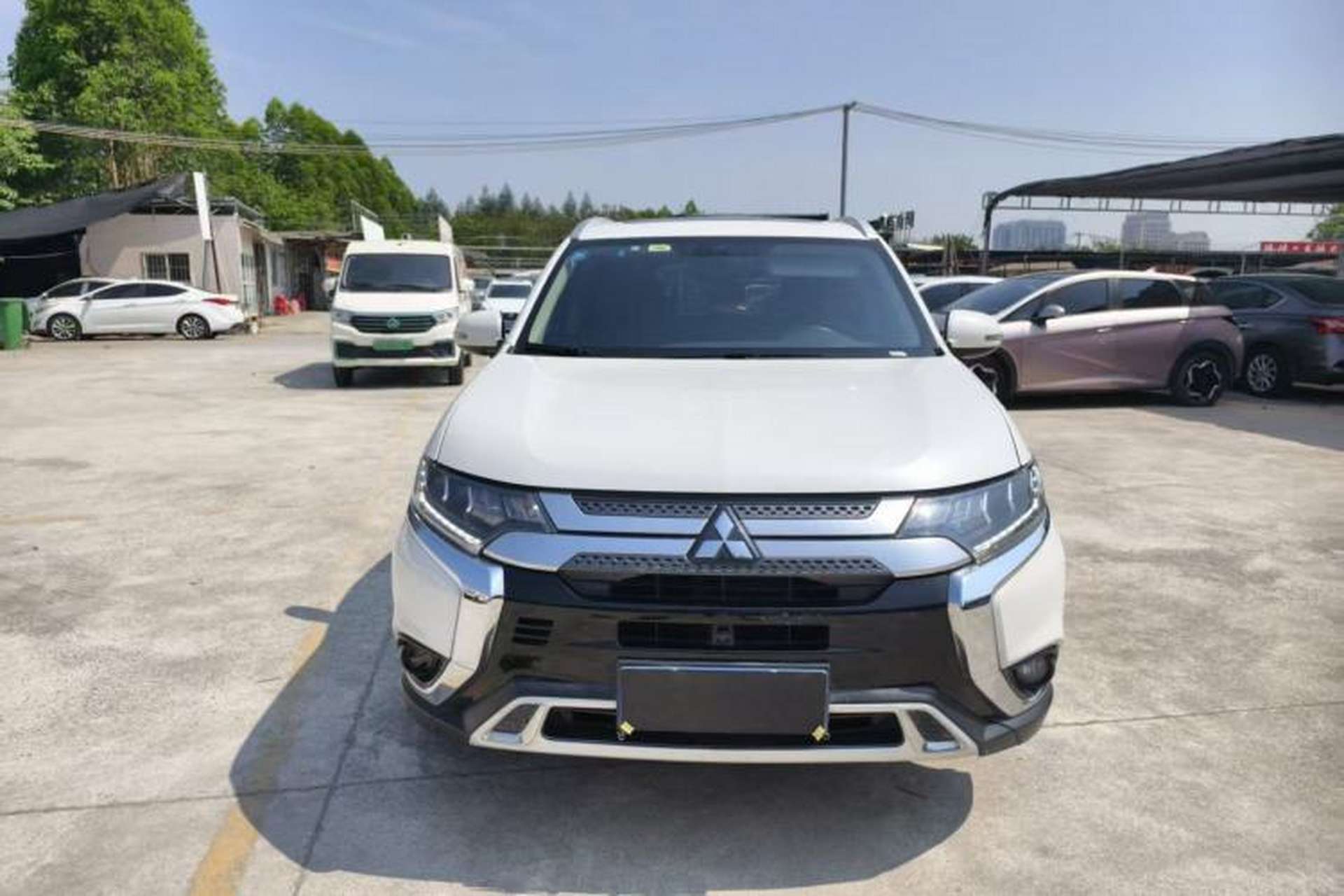 Used Mitsubishi Outlander 2020 2.4L 4x4 Zhi Xiang Edition 5 Seats Exterior 1