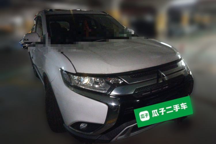 Used Mitsubishi Outlander 2020 2.0L Two-Wheel Drive Enjoyment Version 5 Seats Exterior 2