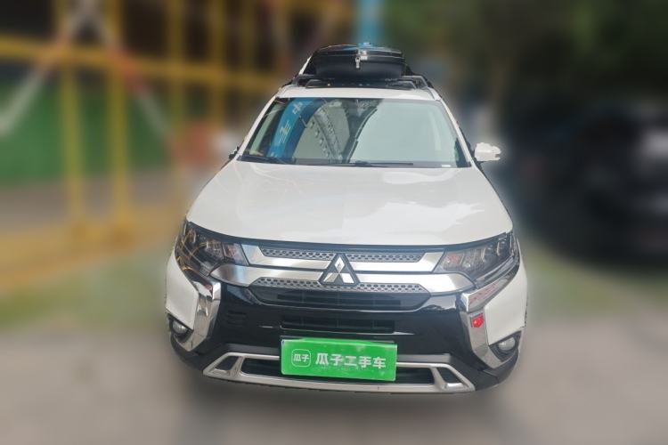 Used Mitsubishi Outlander 2020 2.4L 4x4 Zhi Xiang Edition 7-Seater Front