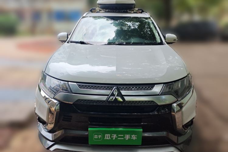 Used Mitsubishi Outlander 2020 2.4L 4x4 Zhi Xiang Edition 7-Seater Front