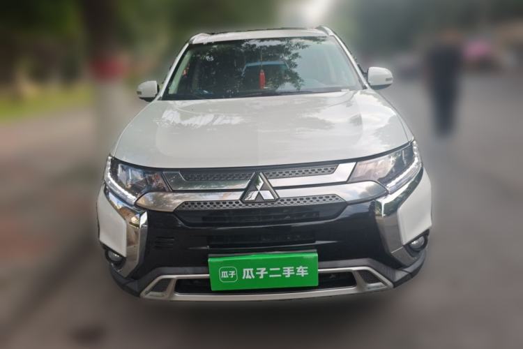 Used Mitsubishi Outlander 2020 2.4L 4x4 Zhi Xiang Edition 5 Seats Front