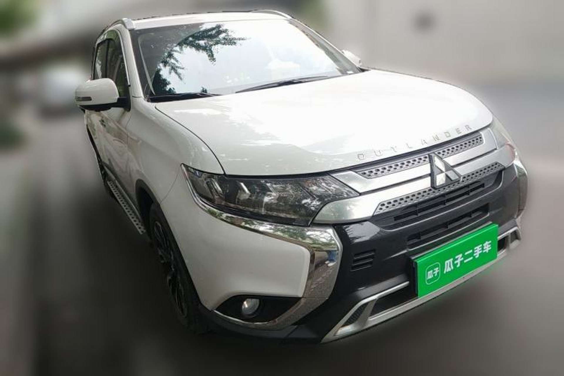 Used Mitsubishi Outlander 2020 2.4L 4x4 Zhi Xiang Edition 7-Seater Front Right 45 Deg