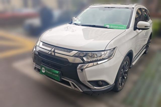 Used Mitsubishi Outlander 2020 2.0L Two-Wheel Drive Enjoyment Version 5 Seats
