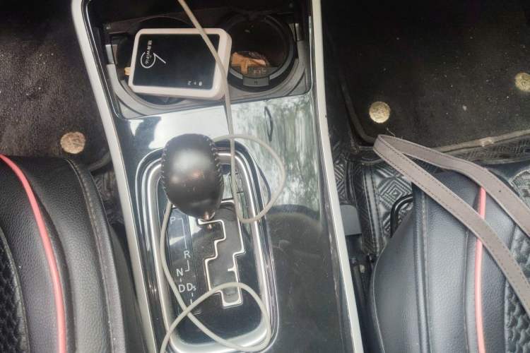 Used Mitsubishi Outlander 2020 2.0L Two-Wheel Drive Enjoyment Version 5 Seats Gear Lever