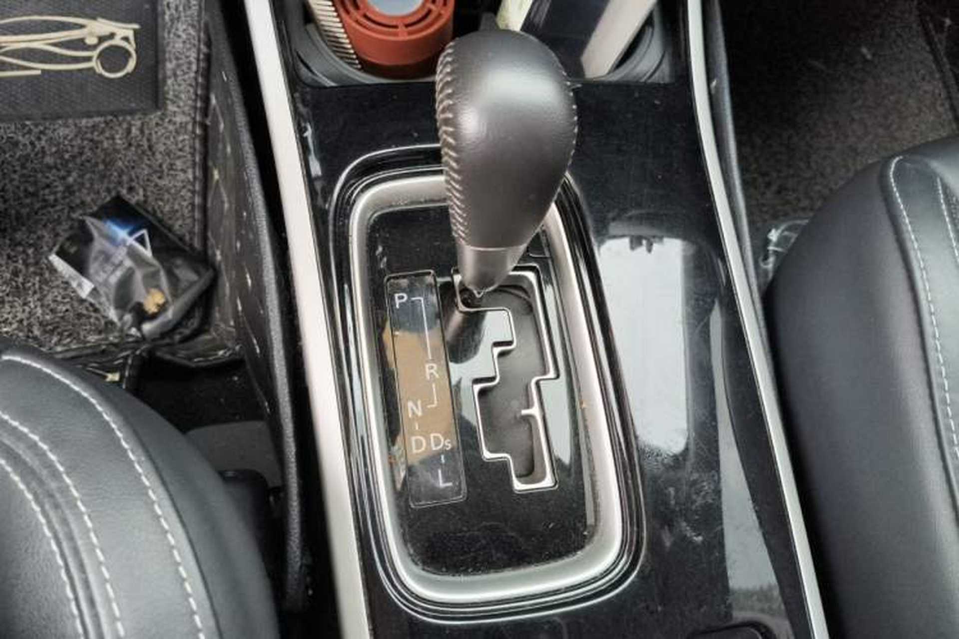Used Mitsubishi Outlander 2020 2.0L Two-Wheel Drive Enjoyment Version 5 Seats Gear Lever