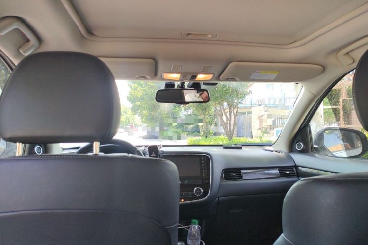 Used Mitsubishi Outlander 2020 2.4L 4x4 Zhi Xiang Edition 5 Seats Headliner