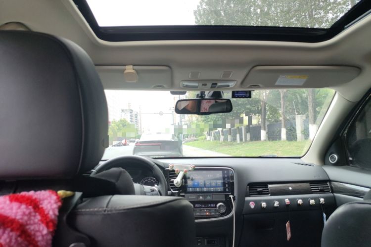 Used Mitsubishi Outlander 2020 2.4L 4x4 Zhi Xiang Edition 5 Seats Headliner