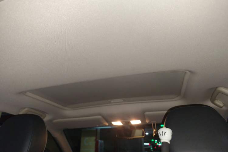 Used Mitsubishi Outlander 2020 2.4L 4x4 Zhi Xiang Edition 7-Seater Headliner