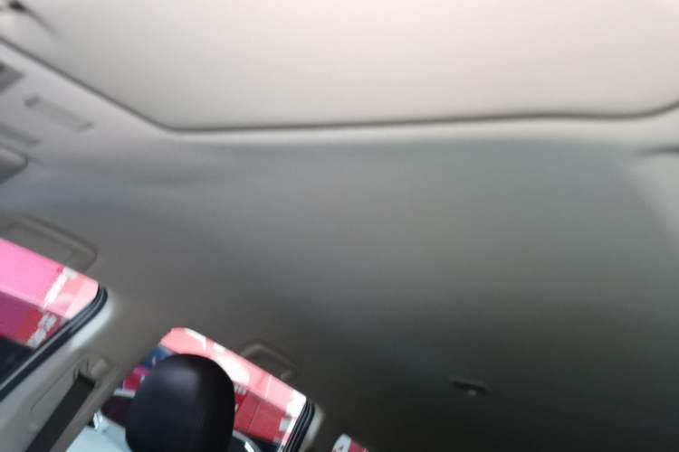Used Mitsubishi Outlander 2020 2.0L Two-Wheel Drive Comfort Edition 5 Seats Headliner