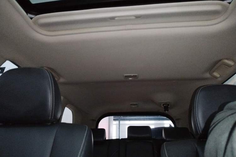 Used Mitsubishi Outlander 2020 2.4L 4x4 Zhi Xiang Edition 5 Seats Headliner
