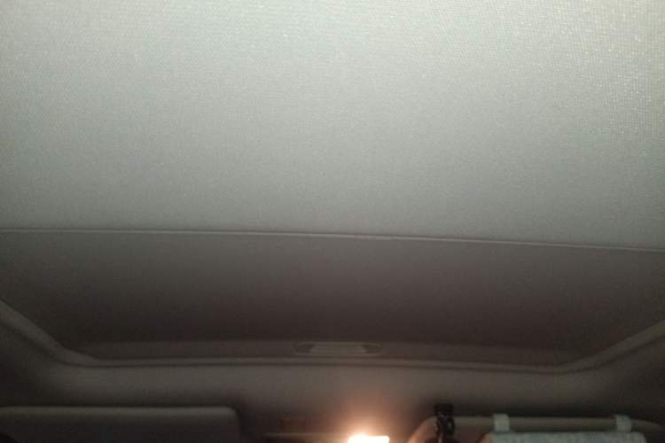 Used Mitsubishi Outlander 2020 2.4L 4x4 Zhi Xiang Edition 7-Seater Headliner