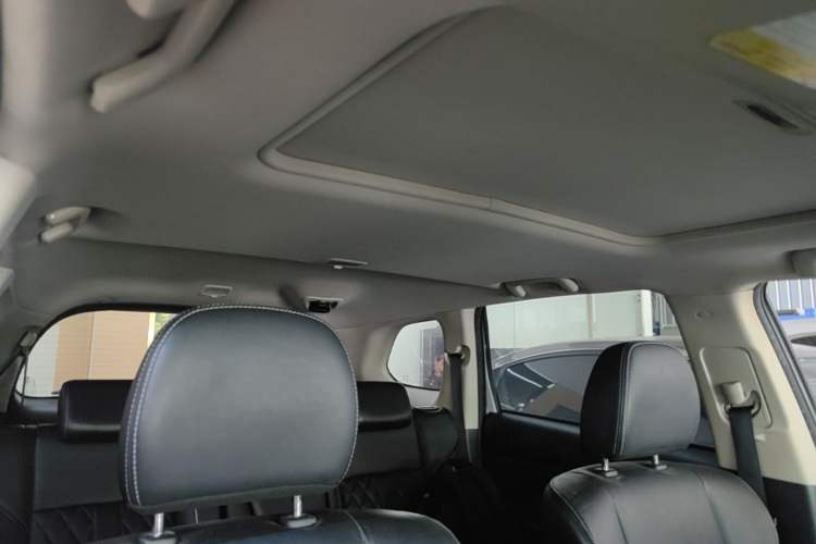 Used Mitsubishi Outlander 2020 2.4L 4x4 Zhi Xiang Edition 7-Seater Headliner