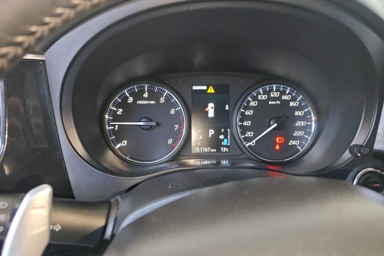 Used Mitsubishi Outlander 2020 2.4L 4x4 Zhi Xiang Edition 7-Seater Instrument Cluster