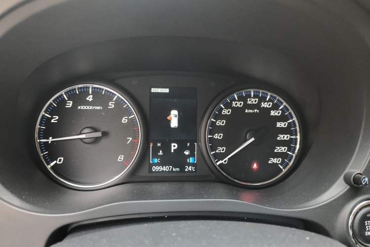 Used Mitsubishi Outlander 2020 2.4L 4x4 Zhi Xiang Edition 5 Seats Instrument Cluster