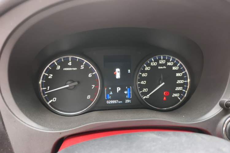 Used Mitsubishi Outlander 2020 2.0L Two-Wheel Drive Comfort Edition 7-Seater Instrument Cluster