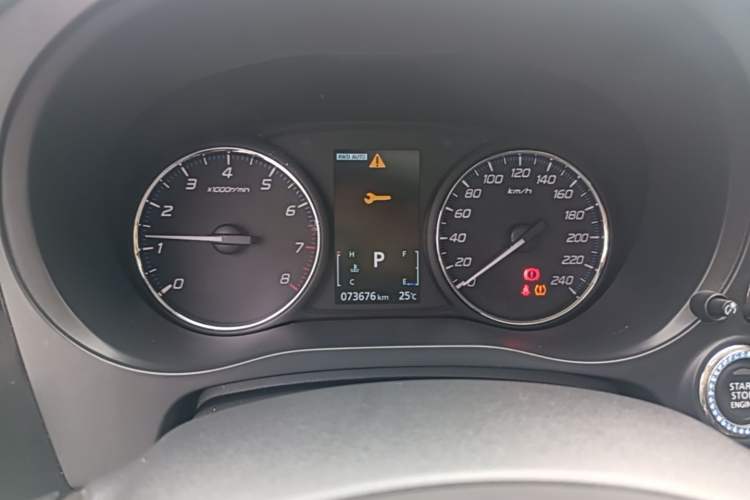 Used Mitsubishi Outlander 2020 2.4L 4x4 Zhi Xiang Edition 7-Seater Instrument Cluster