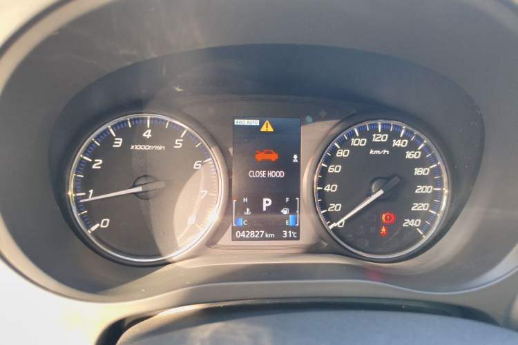 Used Mitsubishi Outlander 2020 2.4L 4x4 Zhi Xiang Edition 5 Seats Instrument Cluster