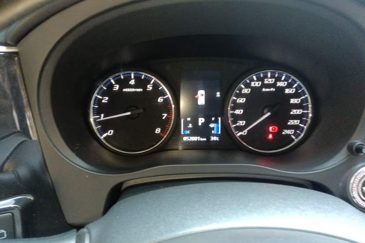 Used Mitsubishi Outlander 2020 2.0L Two-Wheel Drive Comfort Edition 7-Seater Instrument Cluster