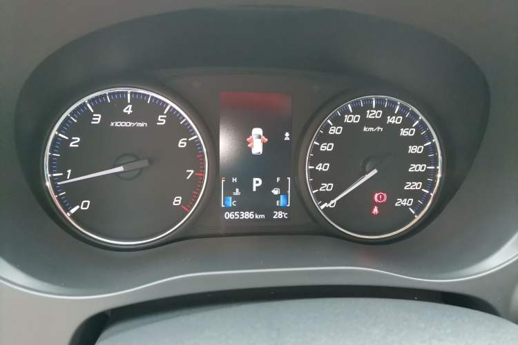 Used Mitsubishi Outlander 2020 2.0L Two-Wheel Drive Enjoyment Version 5 Seats Instrument Cluster