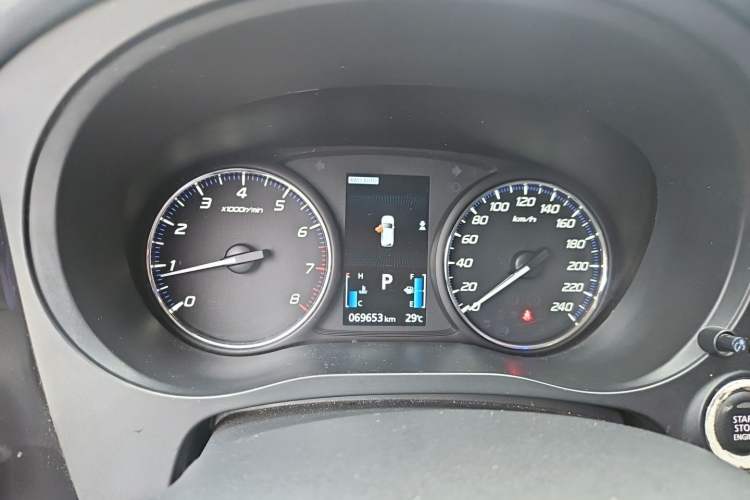 Used Mitsubishi Outlander 2020 2.4L 4x4 Zhi Xiang Edition 7-Seater Instrument Cluster