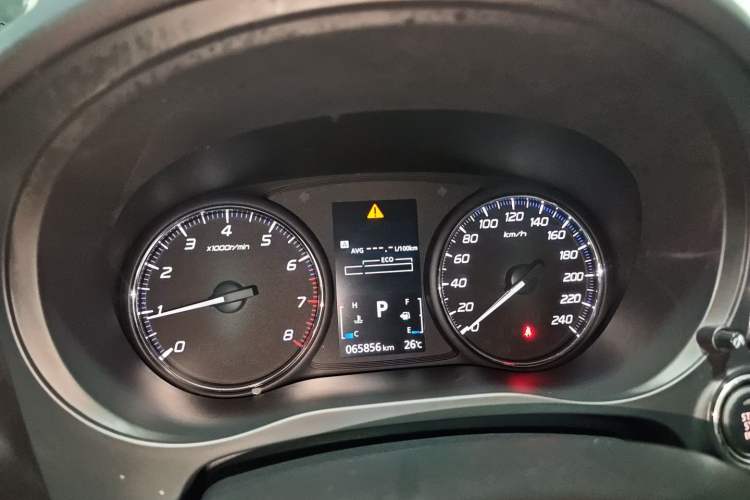 Used Mitsubishi Outlander 2020 2.0L Two-Wheel Drive Enjoyment Version 5 Seats Instrument Cluster