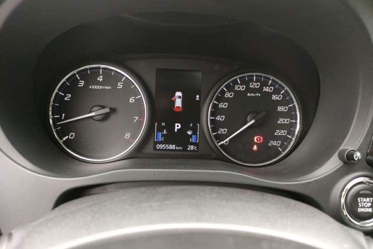Used Mitsubishi Outlander 2020 2.0L Two-Wheel Drive Enjoyment Version 5 Seats Instrument Cluster
