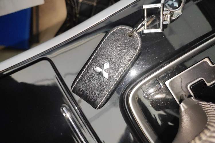 Used Mitsubishi Outlander 2020 2.0L Two-Wheel Drive Enjoyment Version 5 Seats Interior 1