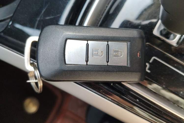 Used Mitsubishi Outlander 2020 2.0L Two-Wheel Drive Enjoyment Version 5 Seats Interior 1