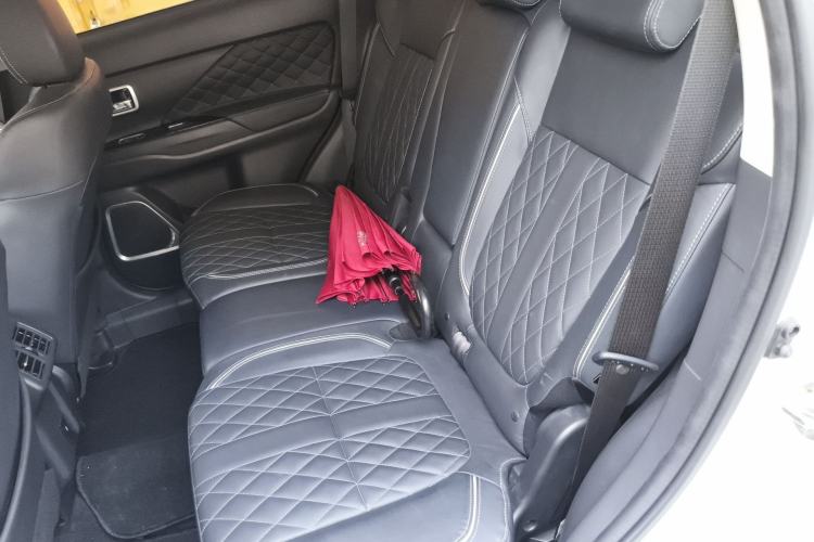 Used Mitsubishi Outlander 2020 2.4L 4x4 Zhi Xiang Edition 7-Seater Interior 4