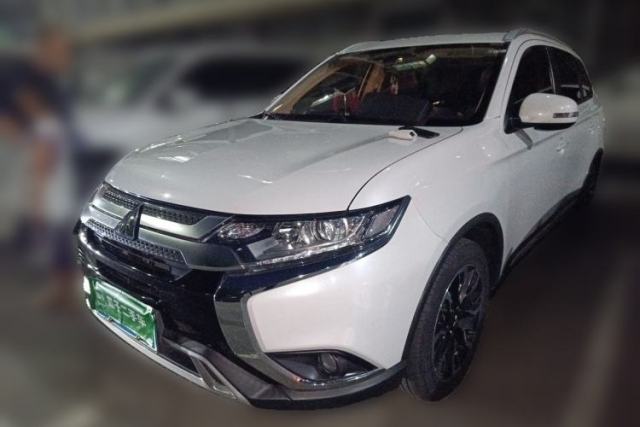 Used Mitsubishi Outlander 2020 2.0L Two-Wheel Drive Comfort Edition 7-Seater