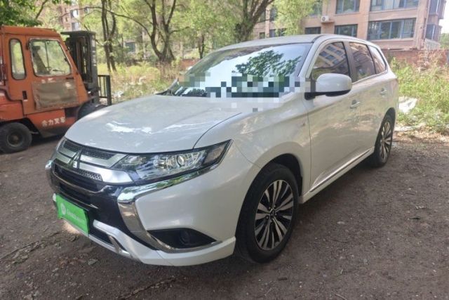 Used Mitsubishi Outlander 2020 2.0L Two-Wheel Drive Comfort Edition 5 Seats