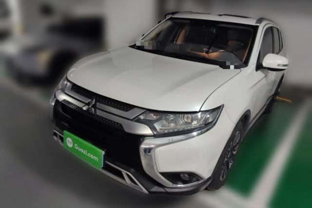 Used Mitsubishi Outlander 2020 2.0L Two-Wheel Drive Enjoyment Version 5 Seats
