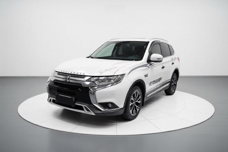 Używany Mitsubishi Outlander 2020 2.0L Two-Wheel Drive Enjoyment Version 5 Seats Guazi used car, China used car export, Used car for sale, Used cars, Cheapest cars for sale