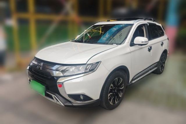 Used Mitsubishi Outlander 2020 2.4L 4x4 Zhi Xiang Edition 7-Seater